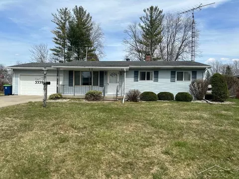 3339 Bluebird, Saginaw, MI 48601