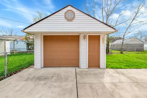Exterior - 1635 Aline, Grosse Pointe Woods, MI 48236 photo 12 of 13