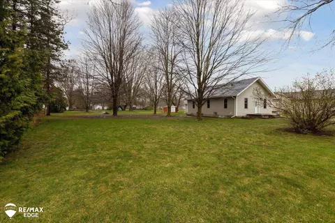 Exterior - 7449 E Coldwater, Davison, MI 48423 photo 11 of 11