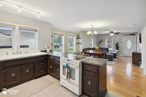 Kitchen - 7449 E Coldwater, Davison, MI 48423 photo 6 of 6
