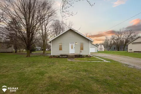 7449 E Coldwater, Davison, MI 48423