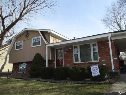 32715 Elm, Rockwood, MI 48173