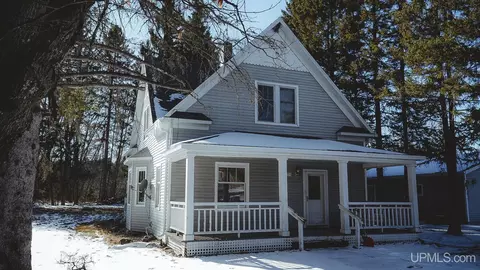 173 Division, Trout Creek, MI 49967