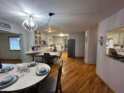 Dining - 4142 Gedney Rd, Gladwin, MI 48624 photo 2 of 2