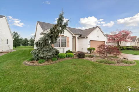 Exterior - 2163 Delaware, Temperance, MI 48182 photo 3 of 12