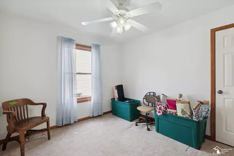 Bedroom - 2163 Delaware, Temperance, MI 48182 photo 3 of 7