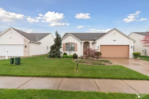 Exterior - 2163 Delaware, Temperance, MI 48182 photo 4 of 12
