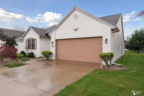 Exterior - 2163 Delaware, Temperance, MI 48182 photo 6 of 12