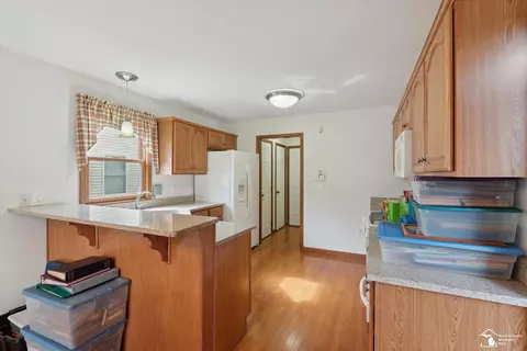 Kitchen - 2163 Delaware, Temperance, MI 48182 photo 1 of 5