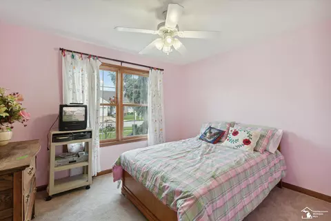 Bedroom - 2163 Delaware, Temperance, MI 48182 photo 1 of 7