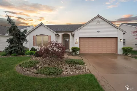Exterior - 2163 Delaware, Temperance, MI 48182 photo 2 of 12