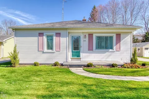 4030 N Riv, Fort Gratiot, MI 48059