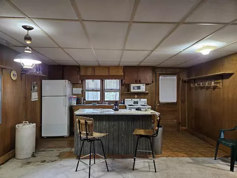 2141 Lois, Harrison, MI 48625 photo 5