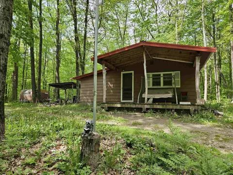 2141 Lois, Harrison, MI 48625 photo 2