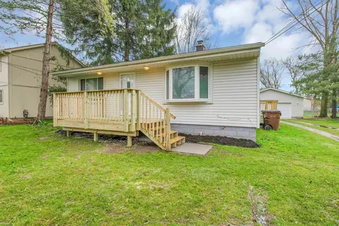 8975 Speedway, Utica, MI 48317