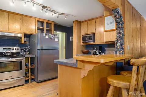 Kitchen - 30385 Co Rd 581, Ishpeming, MI 49849 photo 1 of 5