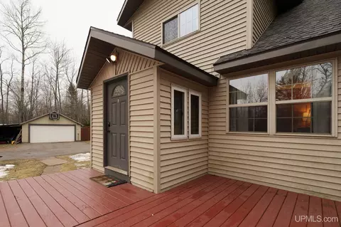 Exterior - 30385 Co Rd 581, Ishpeming, MI 49849 photo 4 of 13