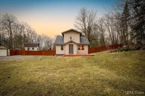 Exterior - 30385 Co Rd 581, Ishpeming, MI 49849 photo 2 of 13