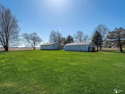 Exterior - 5400 Rea, Dundee, MI 48131 photo 10 of 11