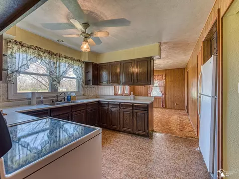 Kitchen - 5400 Rea, Dundee, MI 48131 photo 1 of 3