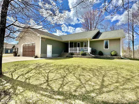6409 Bayberry L19, Escanaba, MI 49829
