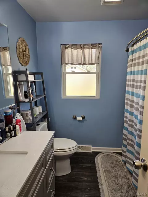 Bath - 735 Pickard, Temperance, MI 48182 photo 1 of 2