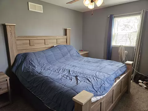 Bedroom - 735 Pickard, Temperance, MI 48182 photo 3 of 4