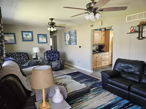 Living - 735 Pickard, Temperance, MI 48182 photo 2 of 3
