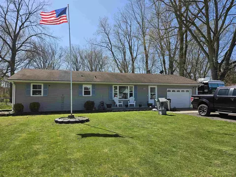 735 Pickard, Temperance, MI 48182