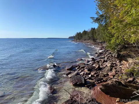 lot65 Shore, Au Train, MI 49862