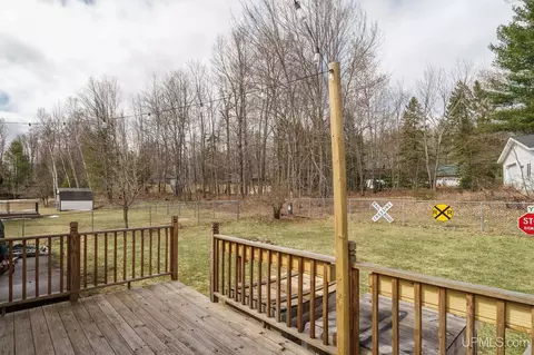 Exterior - 18 Twin Pnes, Ishpeming, MI 49849 photo 6 of 11