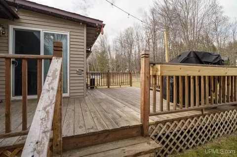 Exterior - 18 Twin Pnes, Ishpeming, MI 49849 photo 5 of 11