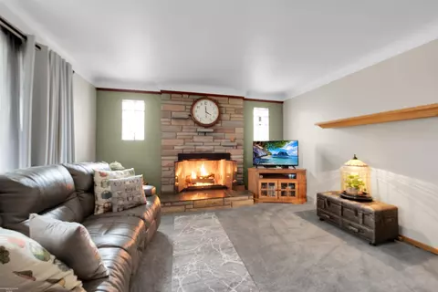 18078 Rosetta, Eastpointe, MI 48021 photo 4