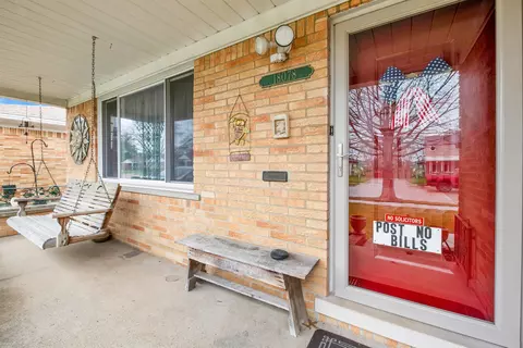 18078 Rosetta, Eastpointe, MI 48021 photo 3