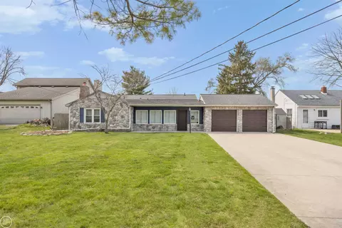 39793 Duluth, Harrison Township, MI 48045