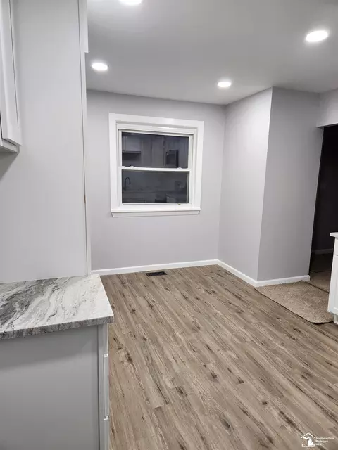 25624 Statler, Taylor, MI 48180 photo 16