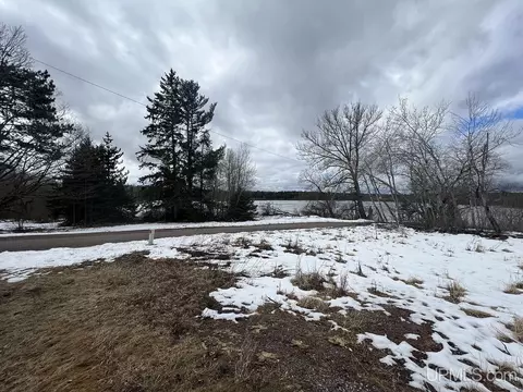 178 Excelsior, Ishpeming, MI 49849 photo 2