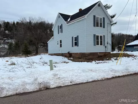 178 Excelsior, Ishpeming, MI 49849