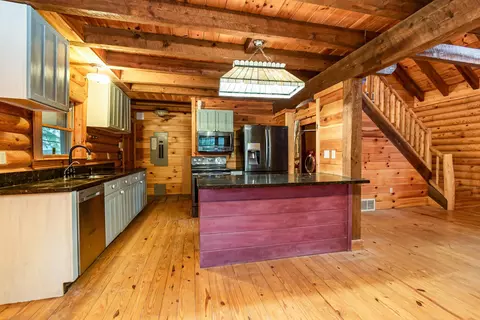 Kitchen - 2346 Croll, Beaverton, MI 48612 photo 2 of 6