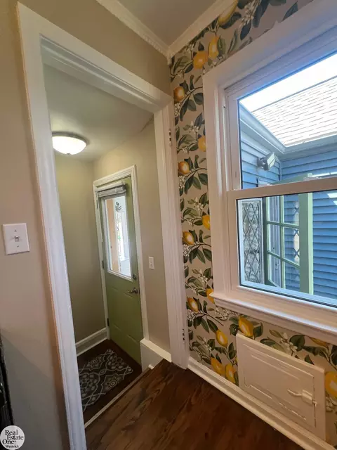 Bath - 622 Brown, Saint Clair, MI 48079 photo 8 of 8