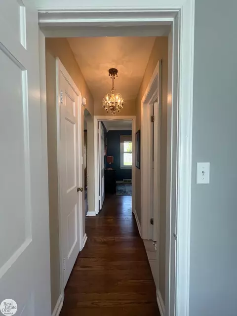 Entry Way - 622 Brown, Saint Clair, MI 48079 photo 2 of 13