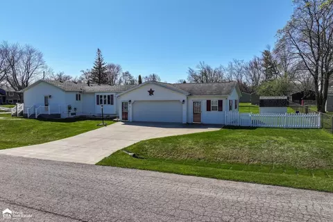 Exterior - 2022 Kent, Davison, MI 48423 photo 5 of 11