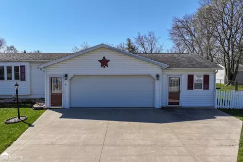 Exterior - 2022 Kent, Davison, MI 48423 photo 3 of 11