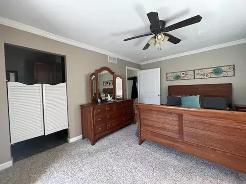 Bedroom - 3127 Lakeshore, Gladwin, MI 48624 photo 6 of 12