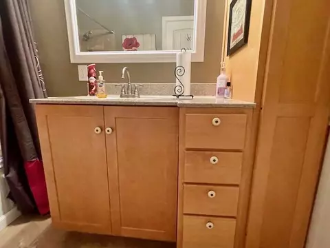 Bath - 3127 Lakeshore, Gladwin, MI 48624 photo 10 of 11