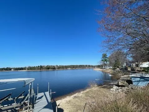 View/Area - 3127 Lakeshore, Gladwin, MI 48624 photo 8 of 10
