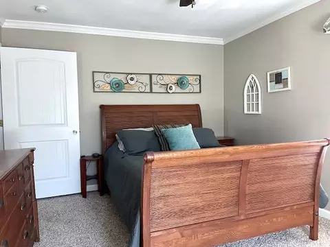 Bedroom - 3127 Lakeshore, Gladwin, MI 48624 photo 4 of 12