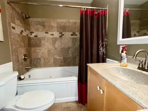 Bath - 3127 Lakeshore, Gladwin, MI 48624 photo 11 of 11