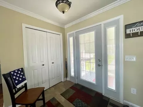 Entry Way - 3127 Lakeshore, Gladwin, MI 48624 photo 1 of 1