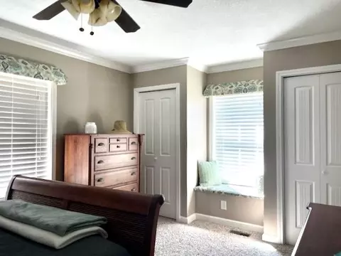 Bedroom - 3127 Lakeshore, Gladwin, MI 48624 photo 8 of 12